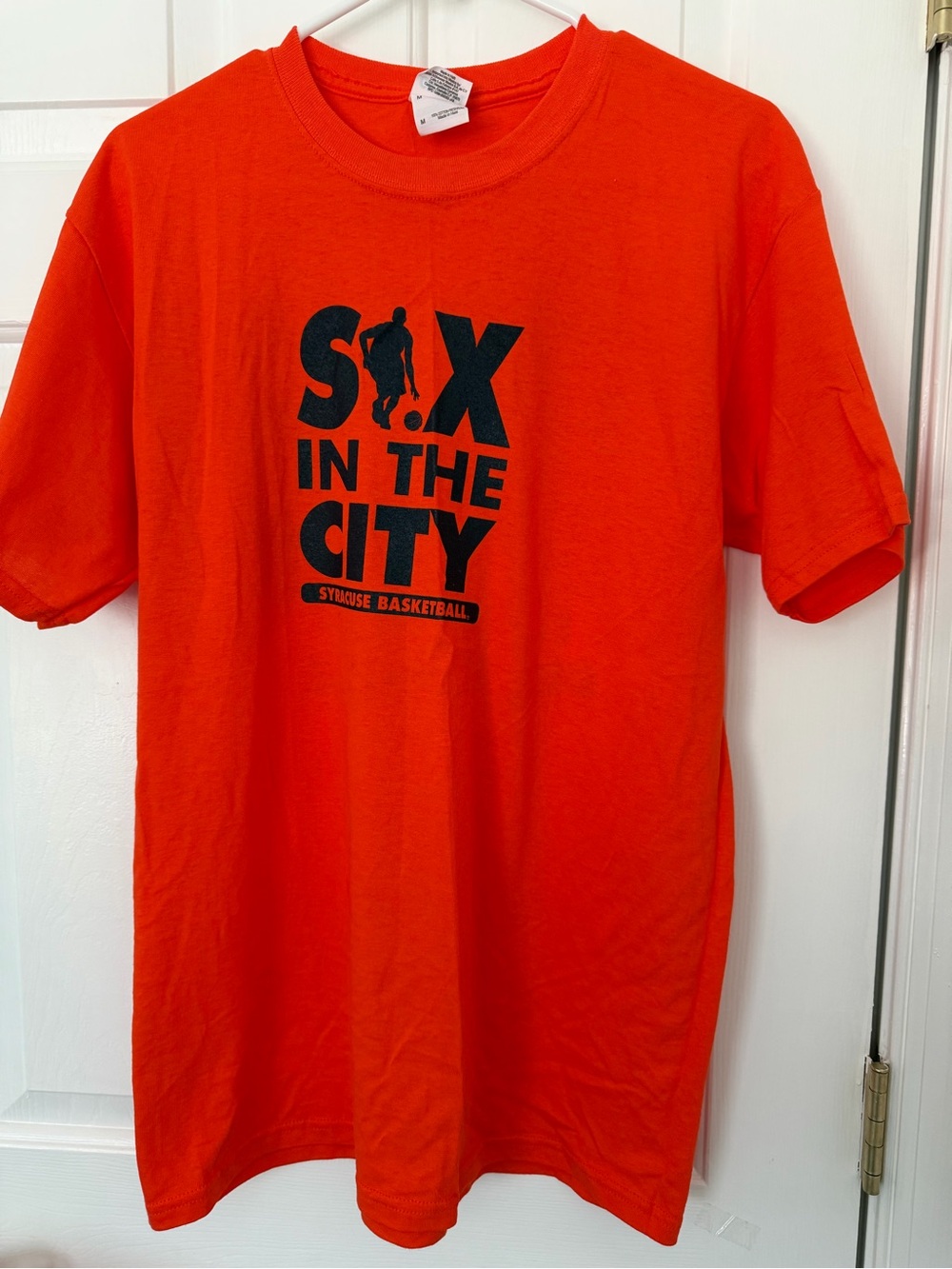 Syracuse Six in the City 2009 short sleeve Tshirt. Size M. $15